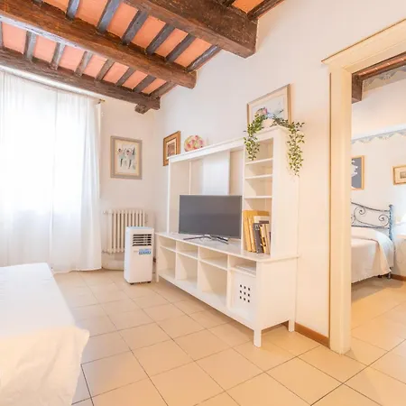 Il Nido - Immersi Nell'arte Apartment