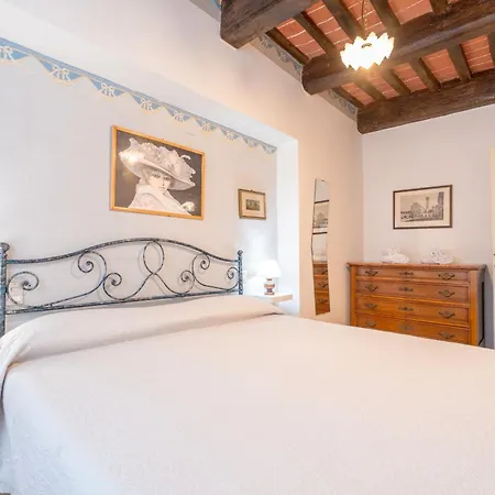 Il Nido - Immersi Nell'arte Apartment Lucca